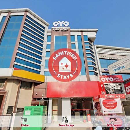 Oyo 10213 Hotel Panache Матхура Экстерьер фото